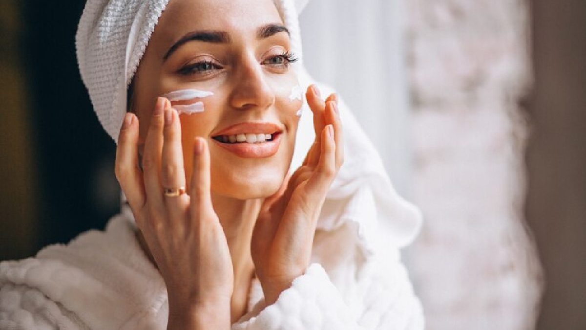 The Best Korean Skincare Routine In 7 Steps