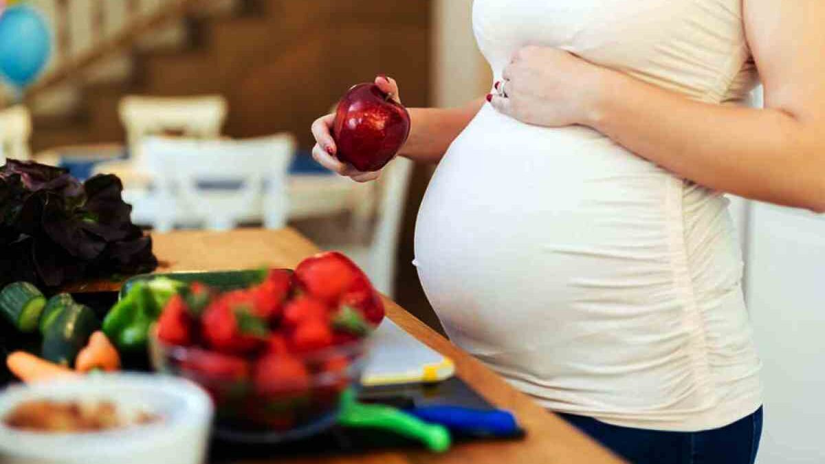 12 Ways To Stay Healthy During Pregnancy
