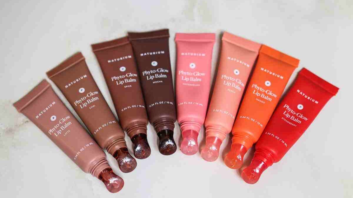 Naturium Phyto-Glow Lip Balm: A Comprehensive Review